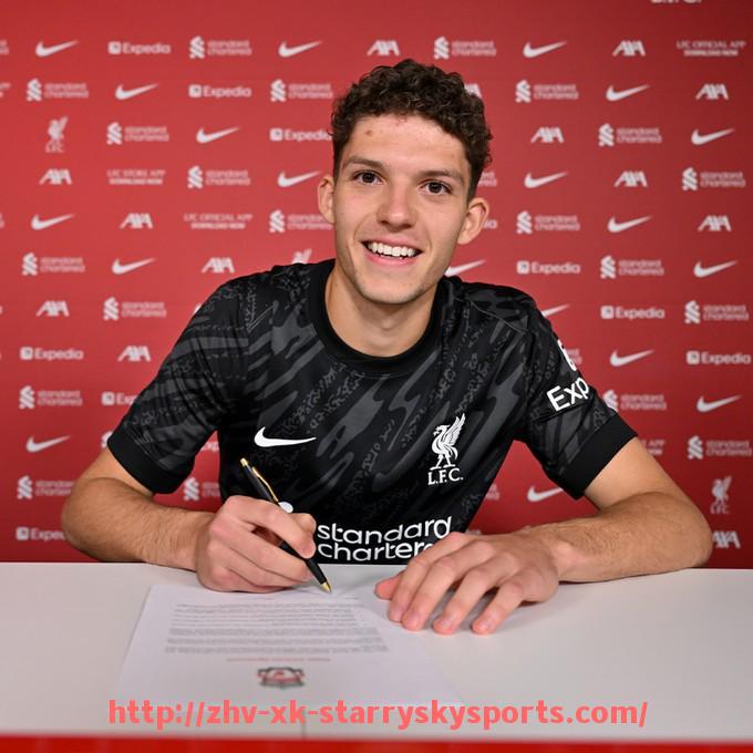 星空体育-法甲各大球场设施升级情况及现代化进程